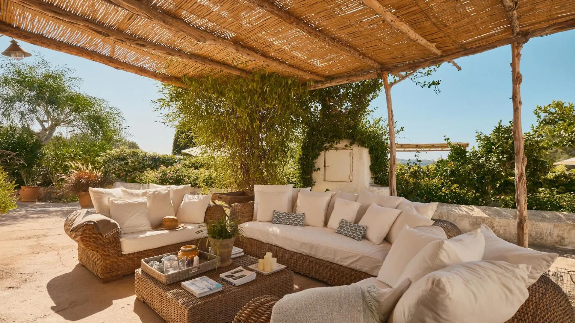 Отель The Guardian House Santa Gertrudis